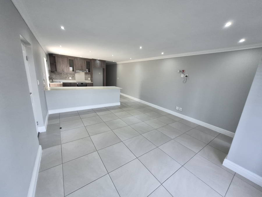 To Let 3 Bedroom Property for Rent in Rylands Western Cape